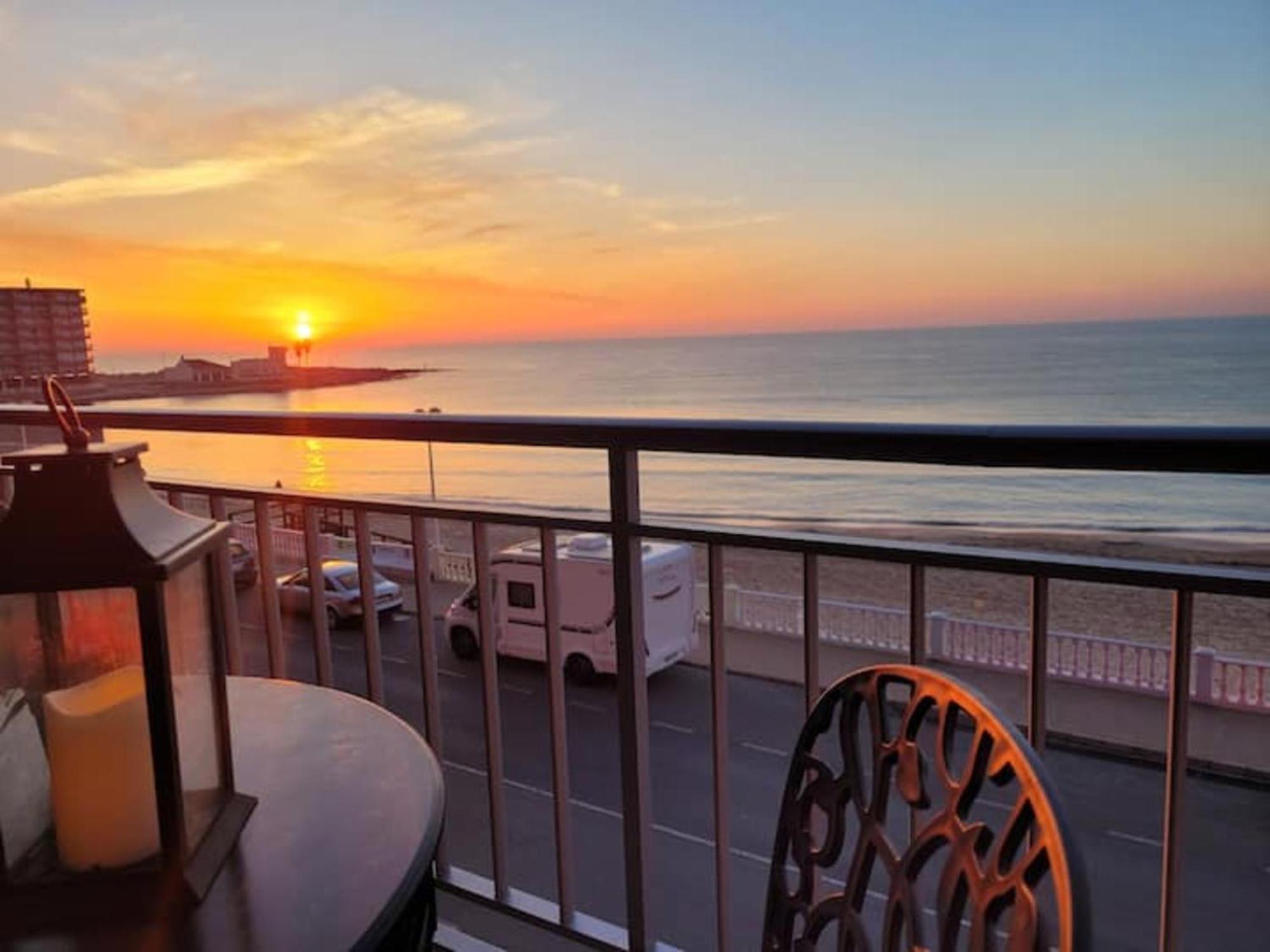 Pmt16 - Large City Apartment On The Beach Torrevieja Eksteriør bilde